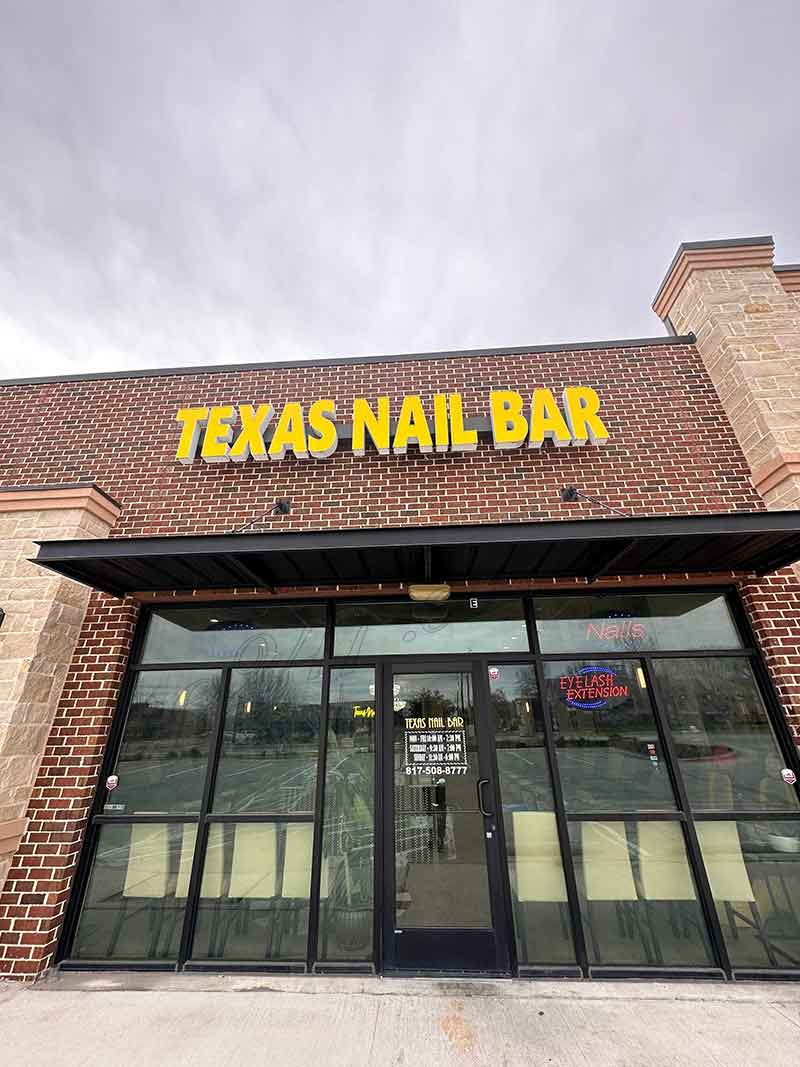 Cần Gấp Thợ Cho Tiệm Nail Đông Khách In Euless Texas