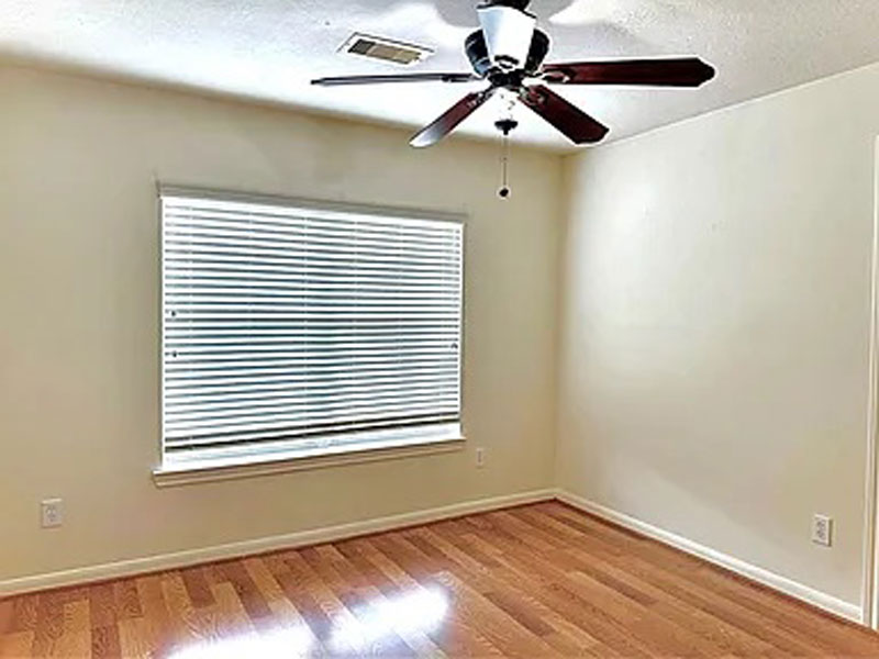 Bán Nhà 4 Phòng Ngủ Tại Houston, TX - Giá $335,000