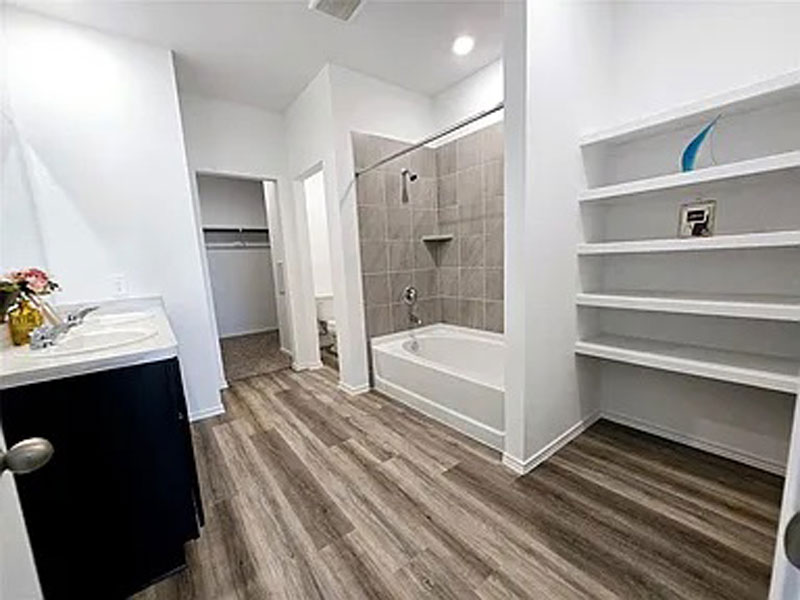 Cho Thuê Nhà Mới Xây Tại Houston, TX - Chỉ $2,400/tháng