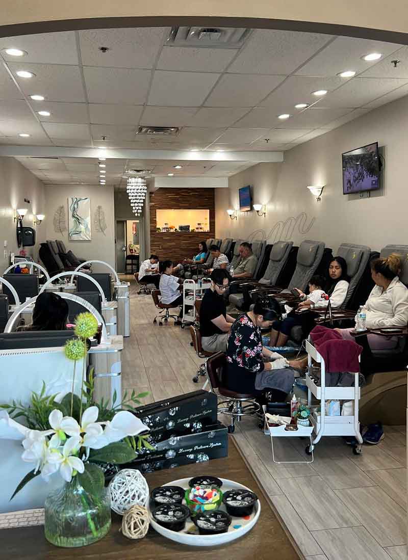 Sale Tiệm Nail Giá Rẻ - In North Garland TX