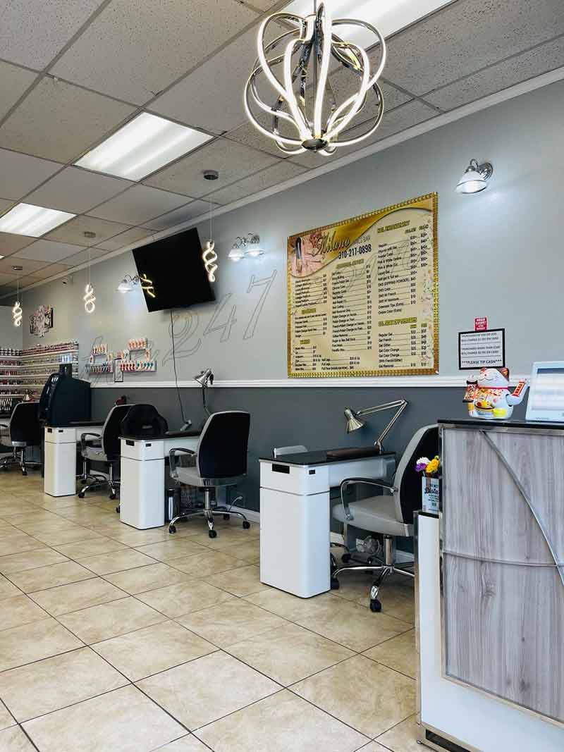 Sang Tiệm Nail In Gardena CA