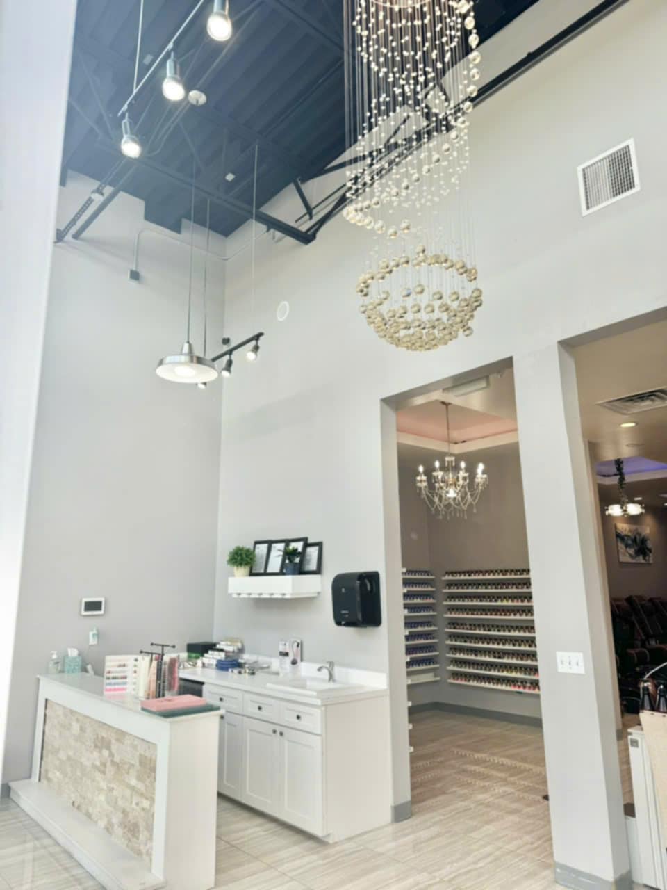 Cần Bán Tiệm Nail Ở Jacksonville, Florida