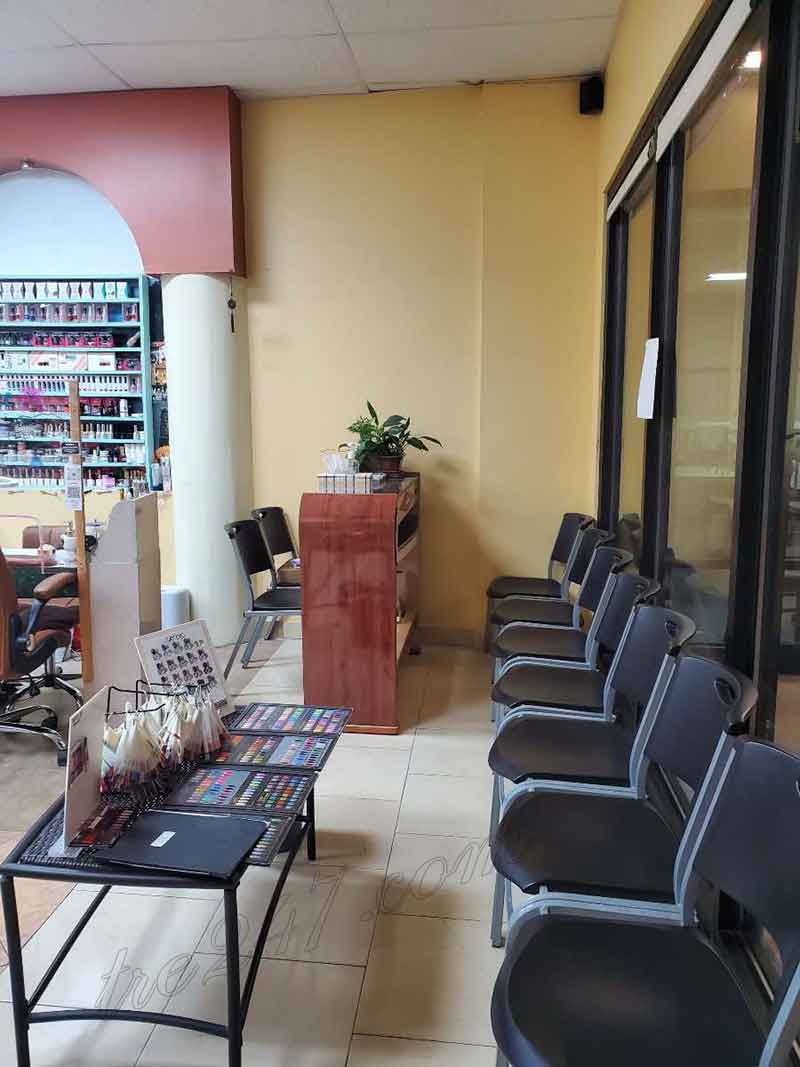 Cần Sang Gấp Tiệm Nail Và Cần Thợ Nail In San Antonio, TX 78209